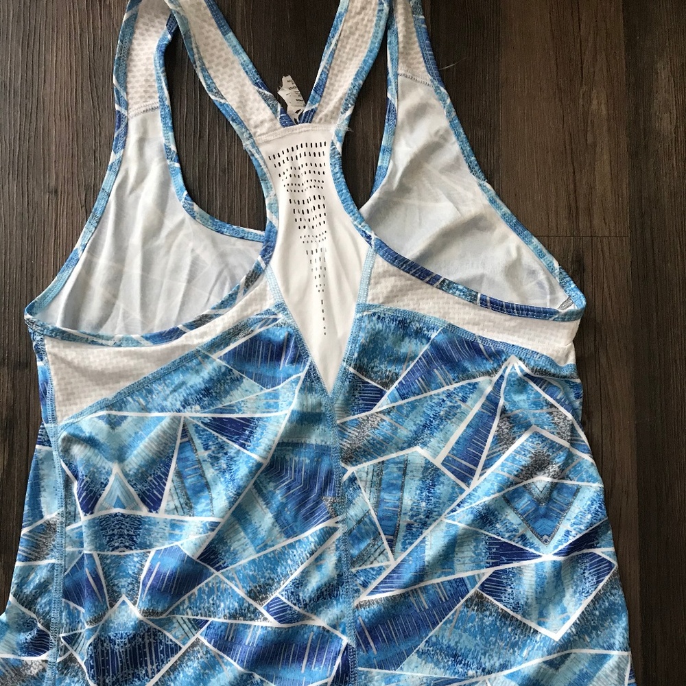 C9 Geometric Blue Workout Top